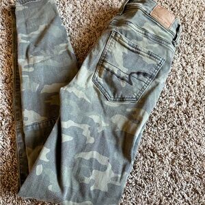 American Eagle Outfitters Camo Jeggings